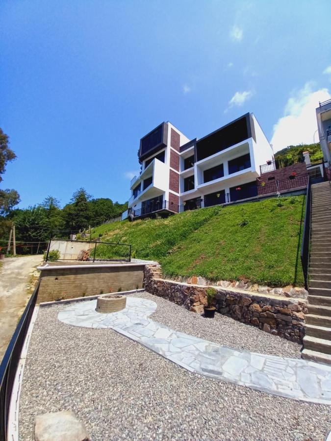 Villa Deluxe Kvariati Eksteriør billede