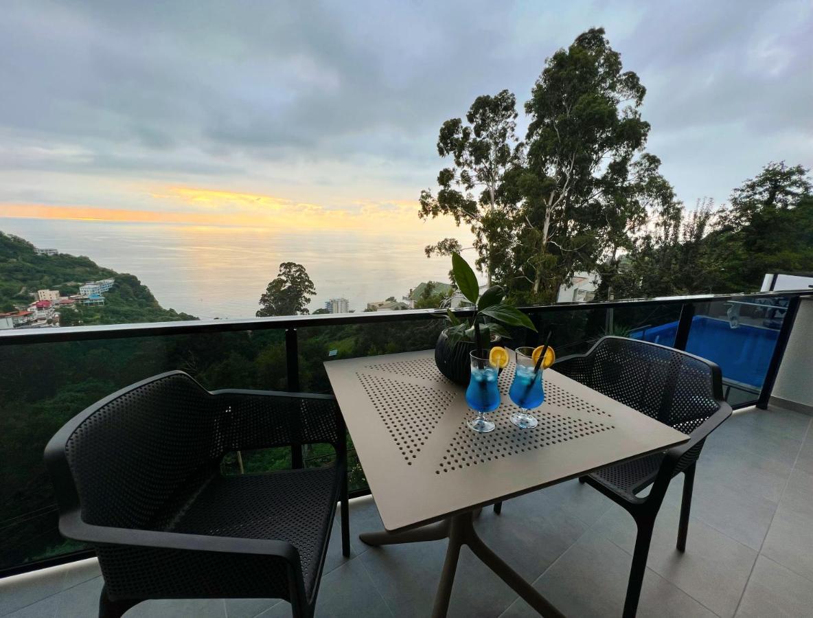 Villa Deluxe Kvariati Eksteriør billede