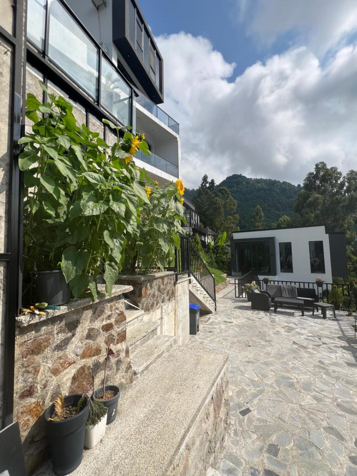 Villa Deluxe Kvariati Eksteriør billede